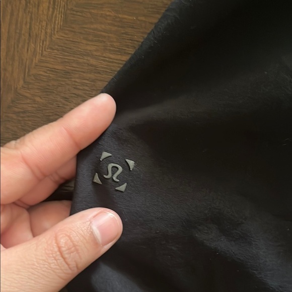 Lululemon men black Athletic Short - Picture 3 of 9